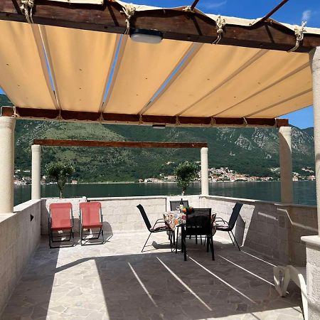Appartement Sea Front 171 à Kotor Extérieur photo